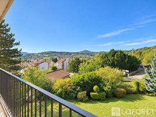 Vente Appartement T4 / 80 m2 / Garage / Grand balcon / Cave Vals pres le puy