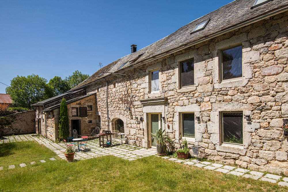 Corps de ferme restauré - Idéal gîtes ou grande famille - Golf - Proche Laguiole