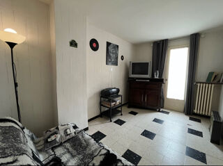  Maison  vendre 4 pices 