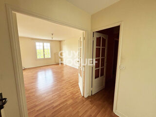  Appartement à louer 4 pièces 92 m²