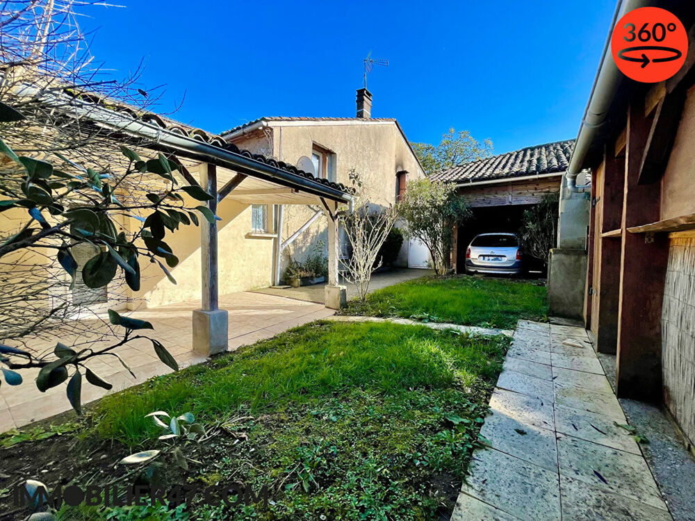 MAISON DE VILLAGE AVEC JARDIN ET GARAGE