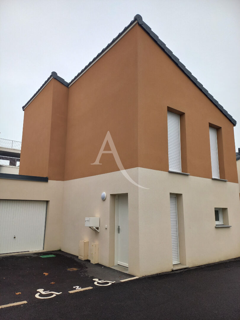 Achat T4 à Saint-Étienne-du-Rouvray (76800) : Vente Maison 3 Chambres ...