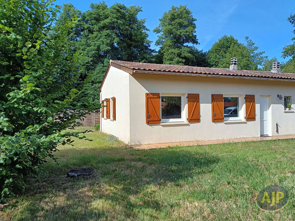 Location Maison Maison rénovée et meublée située à l'Hopital commune de Grayan Grayan et l hopital