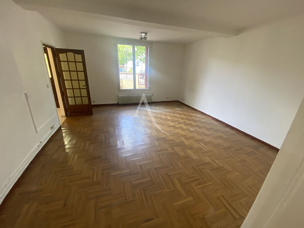 Location Maison Maison spacieuse 5 pièces de 122m² avec jardin et studio près de la gare RER du Bourget Drancy