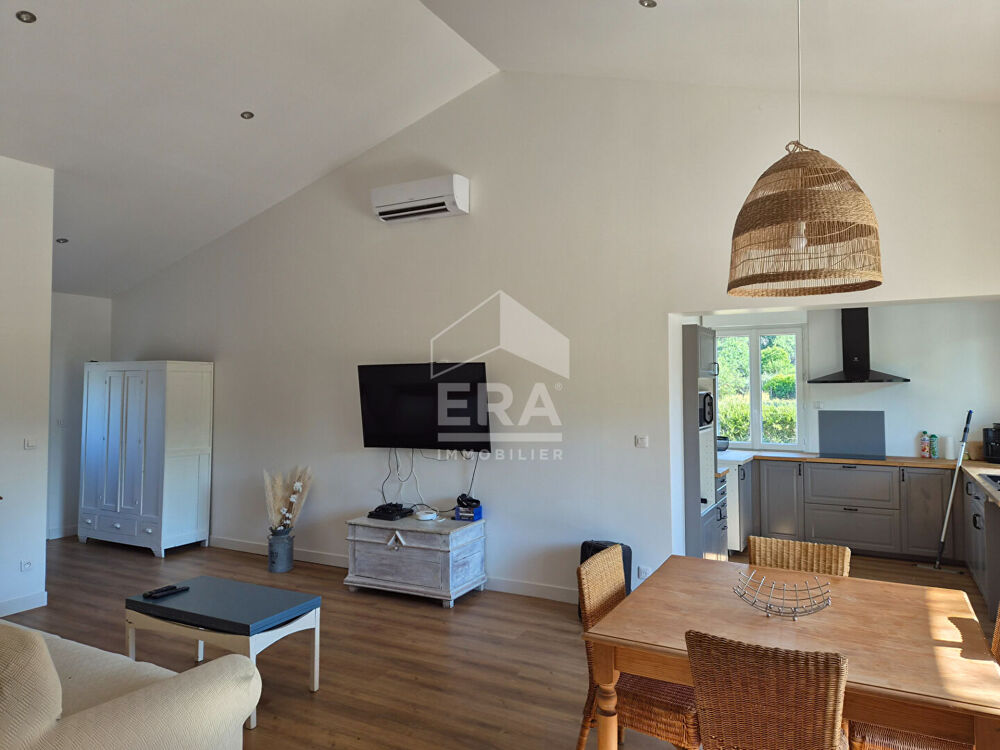 Vente Maison Maison individuelle rénovée 5 pièces à vendre à Saint-Barthélemy-de-Bellegarde Montpon menesterol