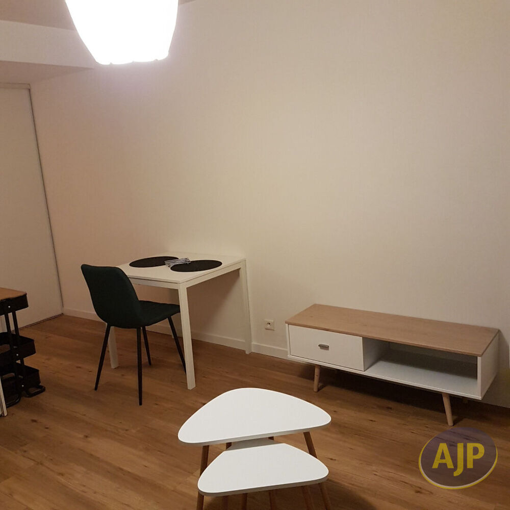 Appartement Cholet 1 pièce(s) 18 m2