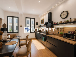  Appartement � vendre 5 pi�ces 214 m�