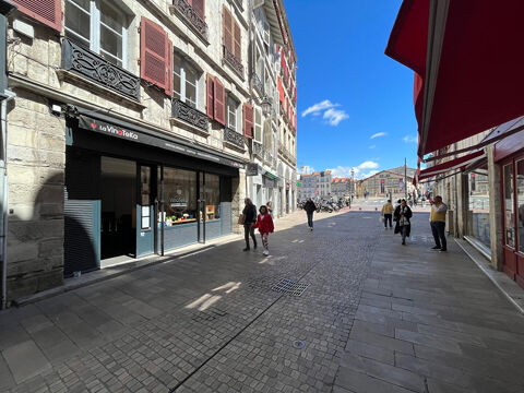 Local commercial à louer BAYONNE 2150 64100 Bayonne