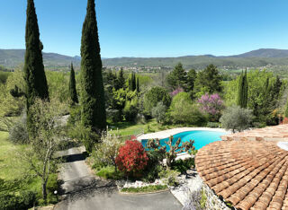  Villa à vendre 11 pièces 240 m²