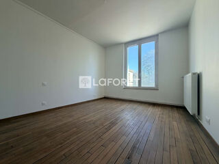  Appartement à louer 3 pièces 88 m²