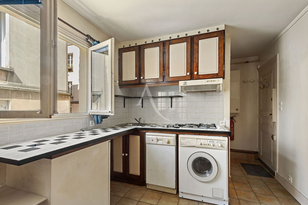 Vente Appartement Exclusivité - Montmartre - Cocon en dernier étage. Paris 18
