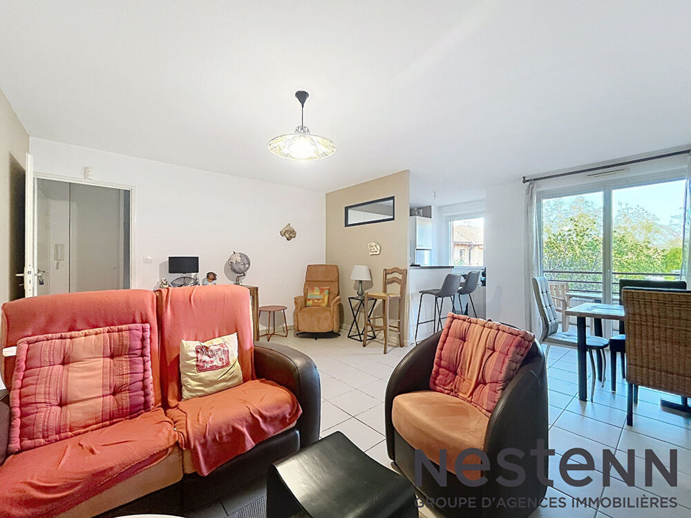 CAZÈRES BEL APPARTEMENT T3 AVEC BALCON, PARKING ET PISCINE
