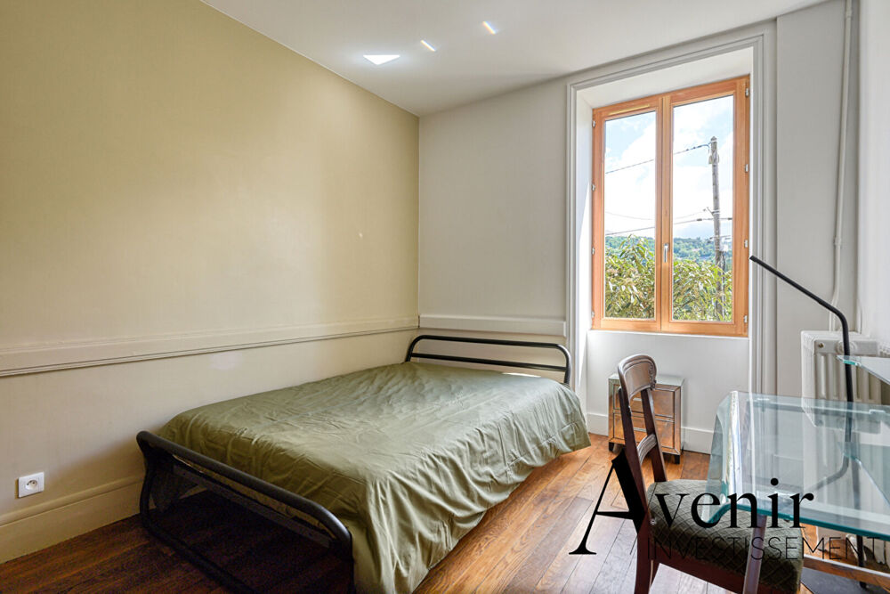 MAISON DE CARACTERE 240 m2 hab - TERRAIN 700 m2