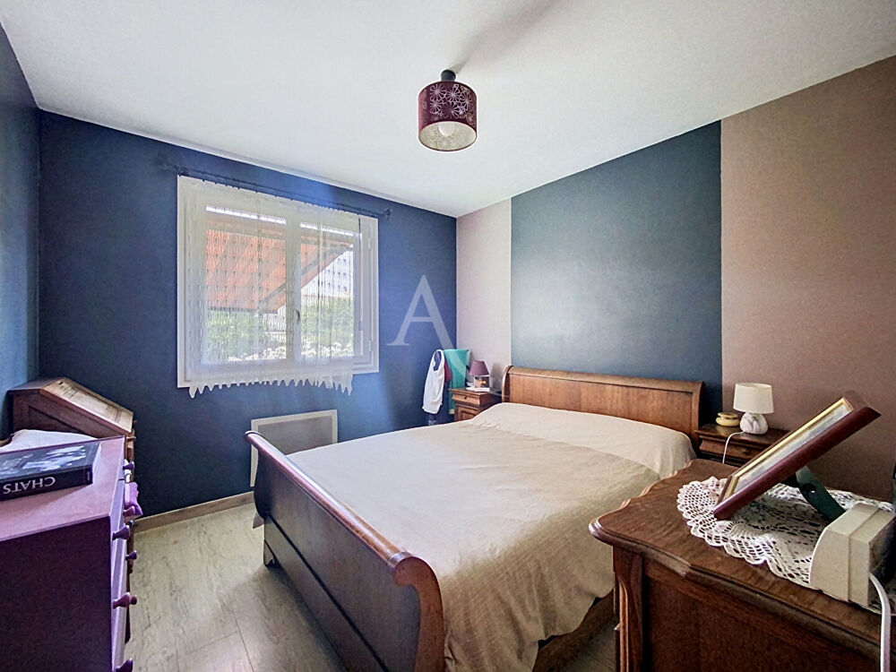 Vente Maison Maison Montreuil Juigne 7 pièce(s) 128 m2 Montreuil juigne