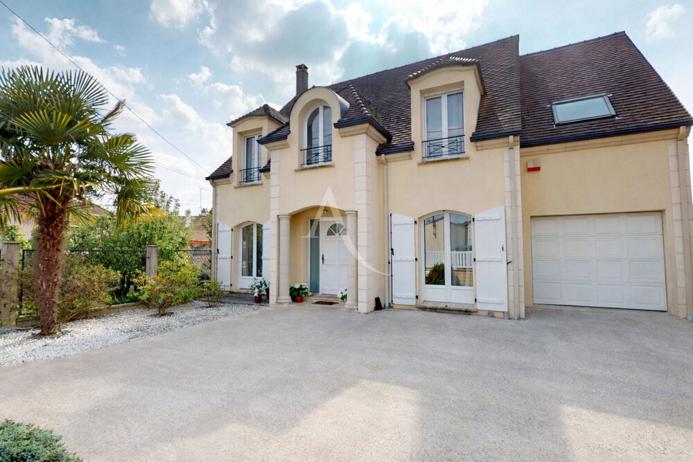 Maison 6 pièces 160 m² · à Tremblay en France · 160 m² · 475 000 €