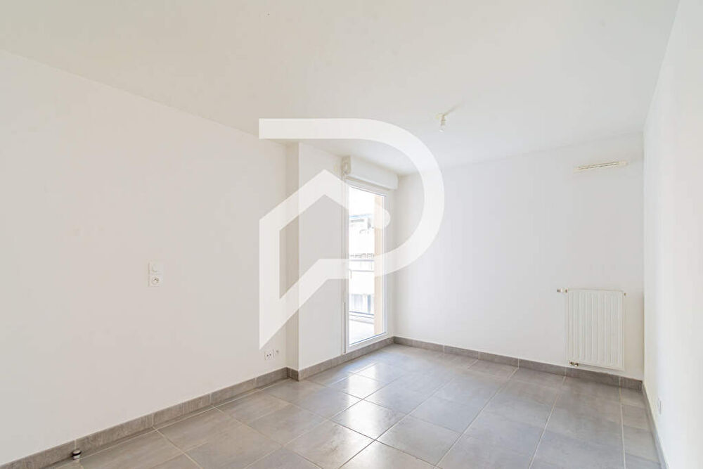 Vente Appartement T2 44.87 m2 - LES CATALANS 13007 MARSEILLE + en sus place de parking en sous sousl Marseille 7