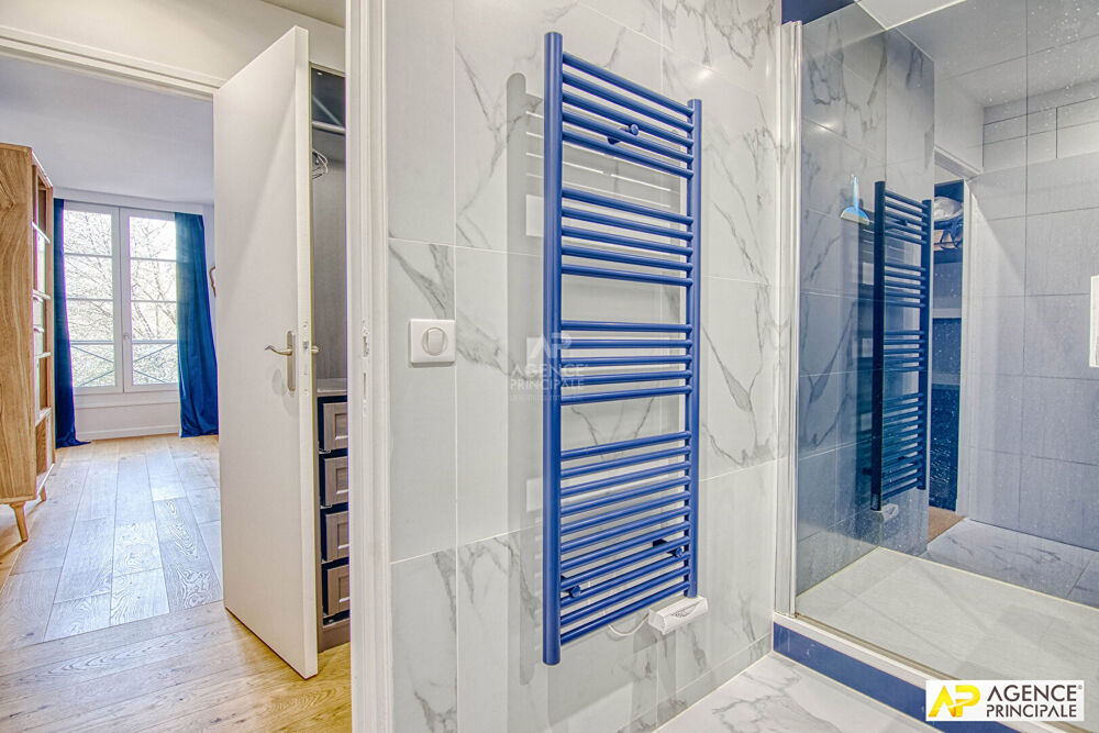 Vente Appartement Versailles Notre-Dame APpartement 3 pièces 76.7 m² situé au 1er étage avec parking en option Versailles