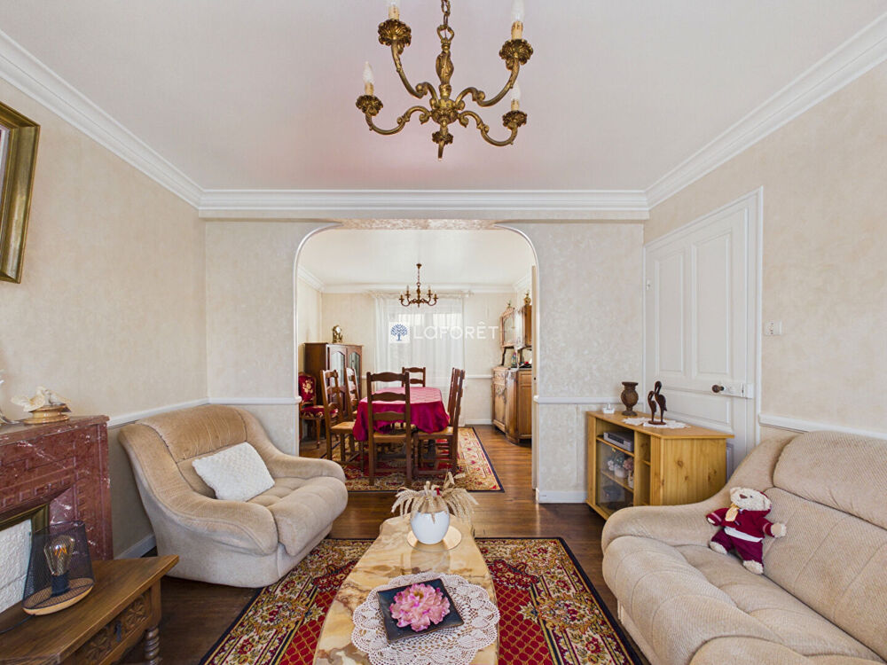 Vente Maison Maison Quéménéven  - 9 pièces Quemeneven