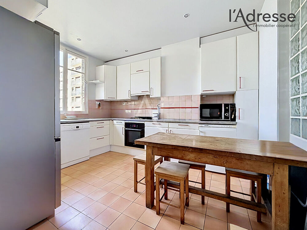 PUTEAUX CENTRE Appartement 8 pièces de 182 m²