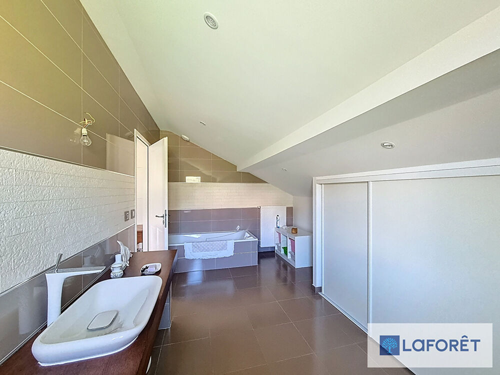  vendre  Maison Challex (01630)