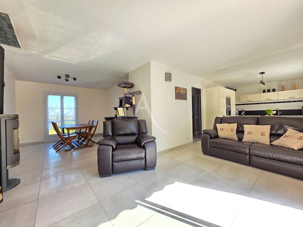 Vente Maison Maison familiale 3 chambres avec piscine, sous-sol et grand terrain - Secteur calme proche Meaux Trilport