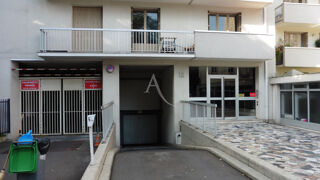  Parking / Garage  vendre 