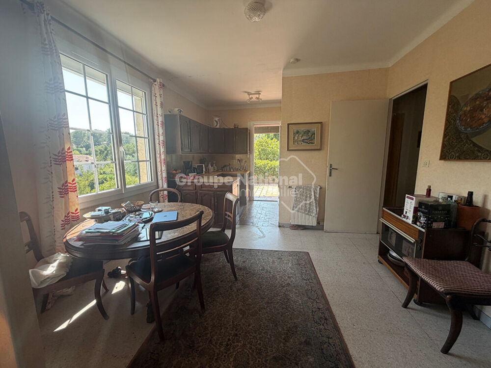 Langlade Villa 3 ch + grande salle sur 1323m2 de terrain avec piscine et garage