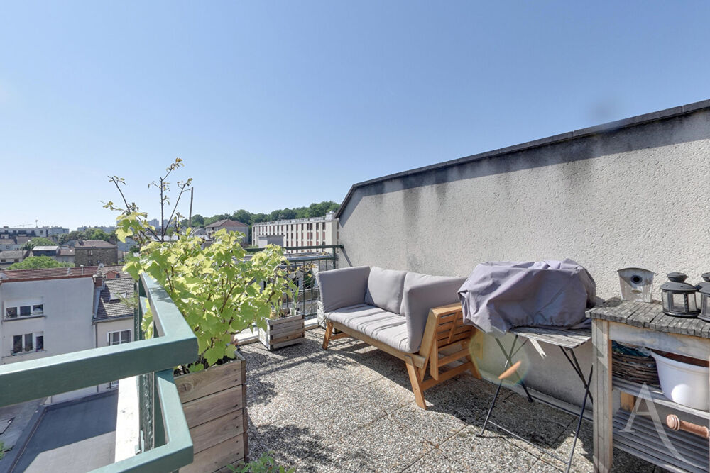 Vente Appartement Superbe DUPLEX AU DERNIER ETAGE AVEC TERRASSE Noisy le sec