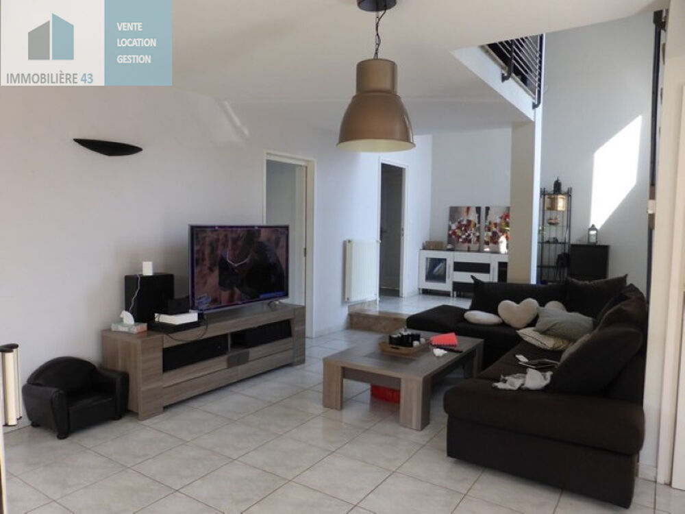 MAISON T5 CUIS EQUIPEE ST GERMAIN LAPRADE - 5 pièce(s) - 135 m2