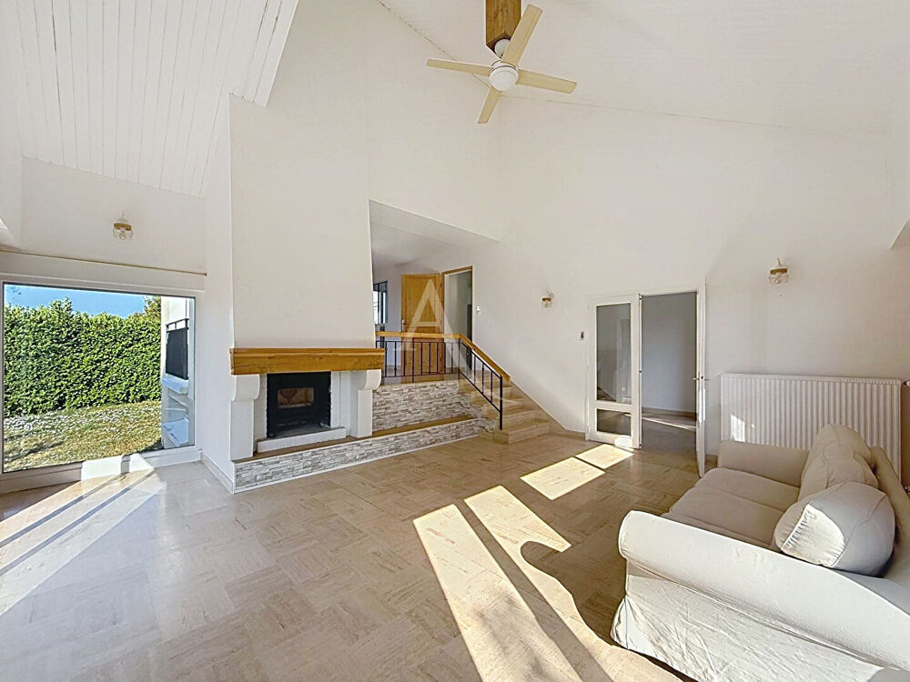 Vente Maison Maison familiale de 4 chambres situées à VILLEMOISAN. Villemoisan