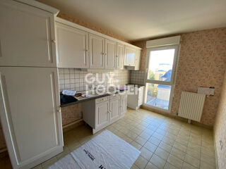  Appartement à louer 3 pièces 75 m²