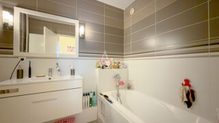  Appartement à vendre 4 pièces 82 m²