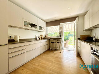  Maison à vendre 8 pièces 194 m²