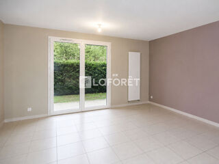  Appartement à louer 4 pièces 82 m²