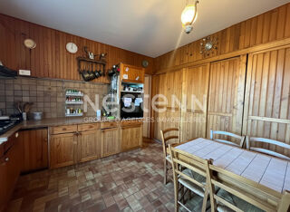  Maison � vendre 8 pi�ces 199 m�