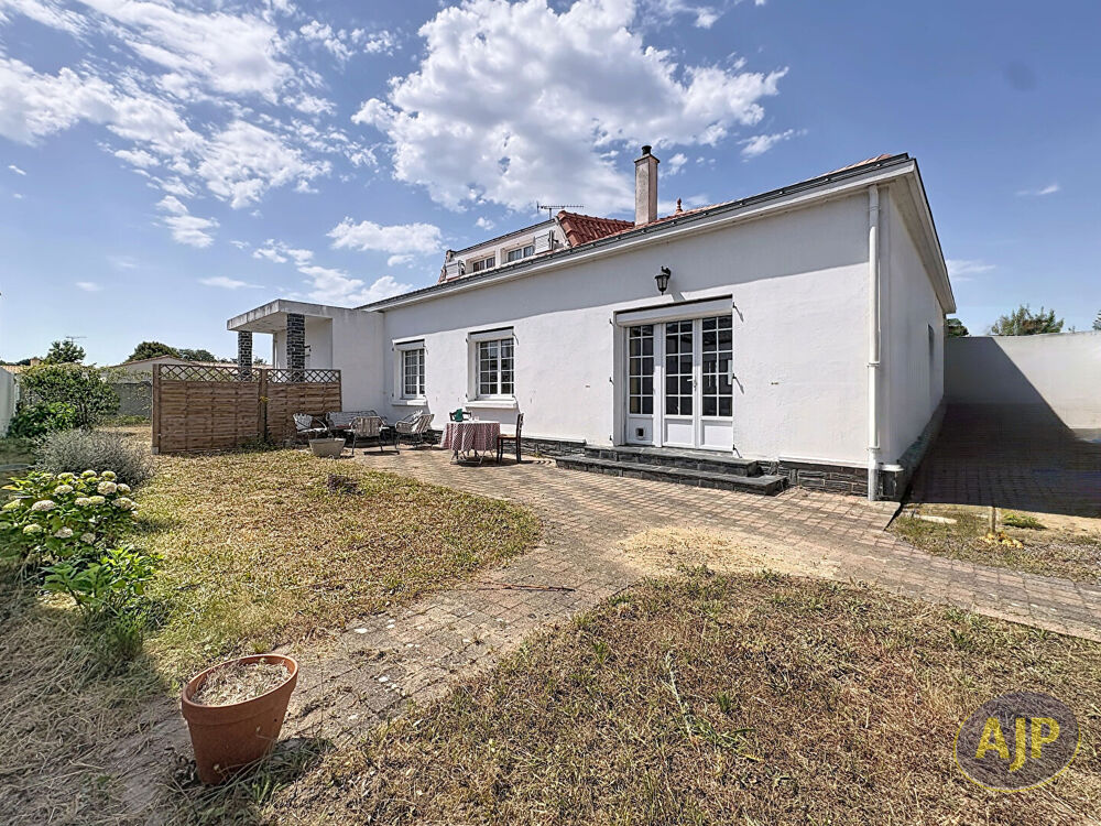 Vente Maison Maison 4 chambres + logement Type 2 Challans