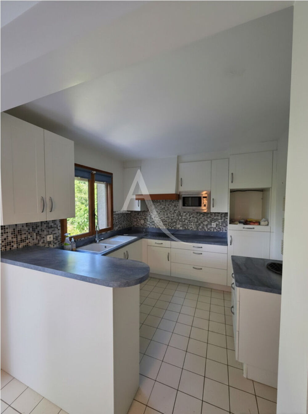 Vente Maison Maison Dammartin En Goele - Accès Aéroport CDG à 10km,  gare ligne K à 3km - 3 chambres - sous-sol total Dammartin en goele