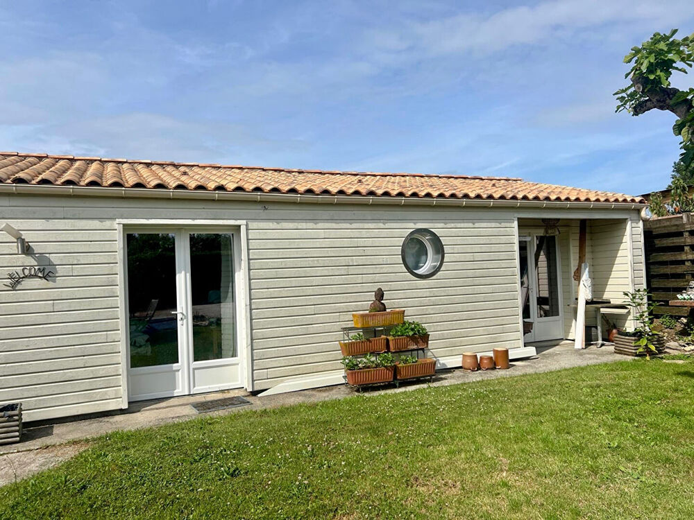 Vente Maison Maison Bourcefranc Le Chapus 11 pièce(s) 300 m2 Bourcefranc le chapus