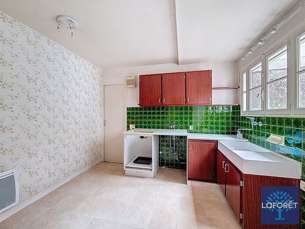 Maison de ville 125 m² - Centre-ville d'Étampes - Cour