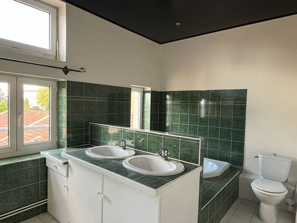 Bourg gare, Appartement de 125 m²