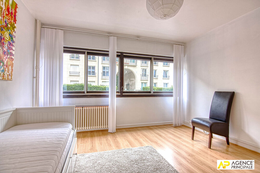 Vente Appartement Versailles Rive Droite - Studio 27 m2 - rez de chaussée surélevé avec parking en sous sol Versailles