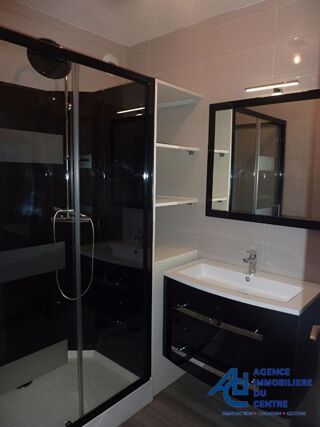  Appartement à louer 3 pièces 47 m²