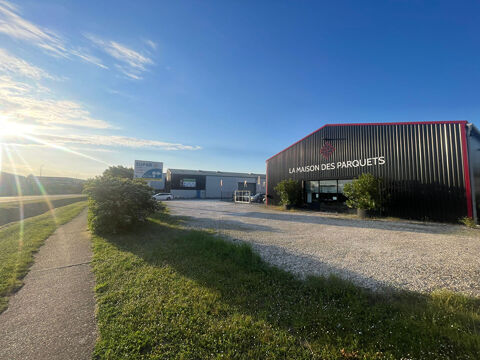 Local commercial à louer LIBOURNE 2797 33500 Libourne