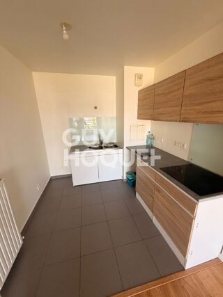  Appartement à louer 2 pièces 46 m²