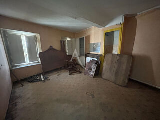  Immeuble à vendre 15 + pièces 1237 m²