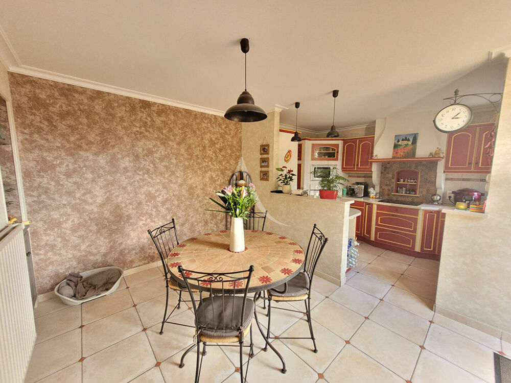 Vente Maison Maison Challans 6 pièce(s) 163.03 m2 Challans
