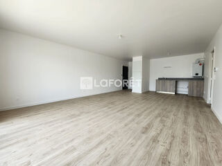  Appartement à louer 3 pièces 75 m²