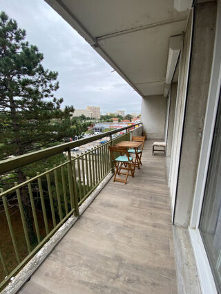 Appartement à louer 7 pièces 115 m²