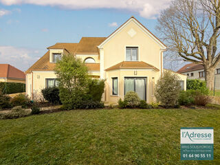  Maison à vendre 9 pièces 210 m²