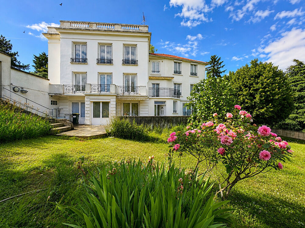Vente Maison Saint-Fortunat  - Maison bourgeoise à rénover dans un écrin de verdure Saint didier au mont d or